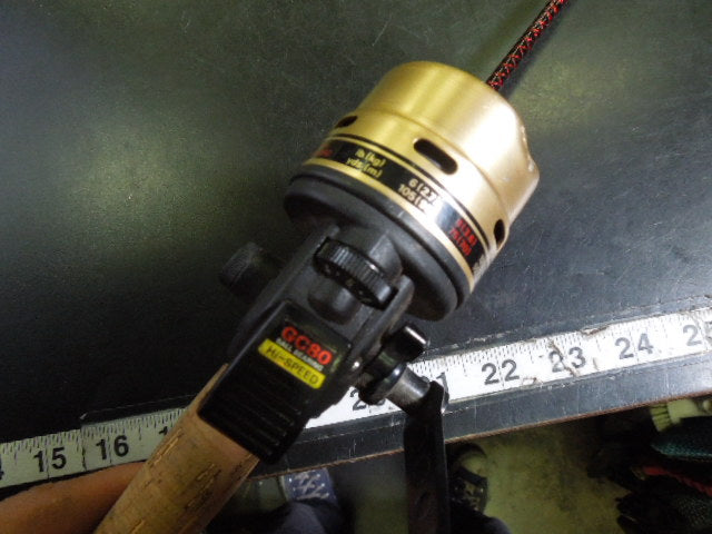 Load image into Gallery viewer, Used Ugly Stik Dock Runner Fishing Pole and Daiwa Reel Combo - 36"
