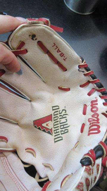Load image into Gallery viewer, Used Wilson T-Ball Glove - RHT
