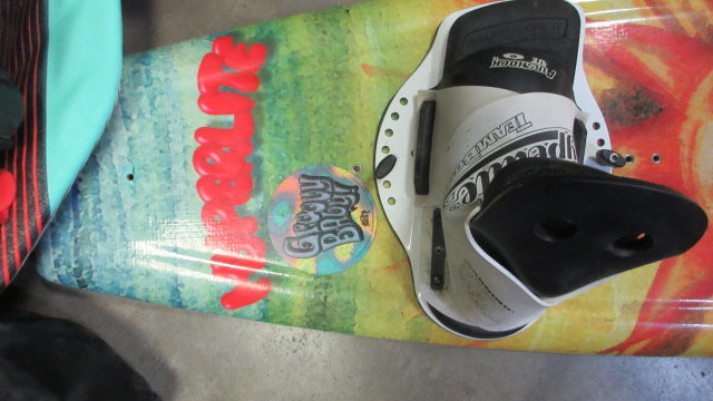 Load image into Gallery viewer, Used Hyperlite Fluid 137cm Wakeboard *Missing Fin*
