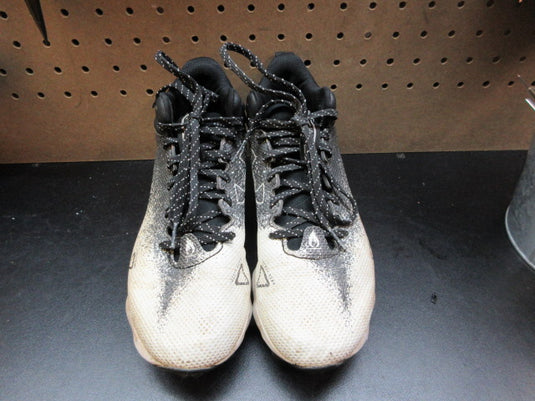 Used Under Armour Spotlight Franchise 2.0 RM Football Cleats - Size Youth 4