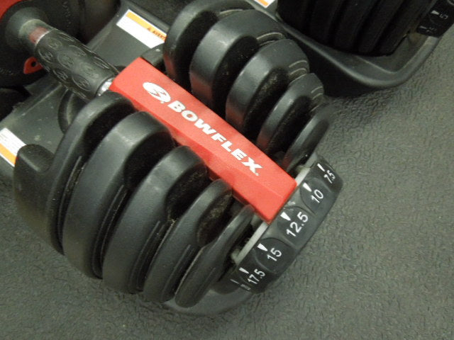 Load image into Gallery viewer, Used BowFlex SelectTech 552 52.5lb Adjustable Dumbbell Set
