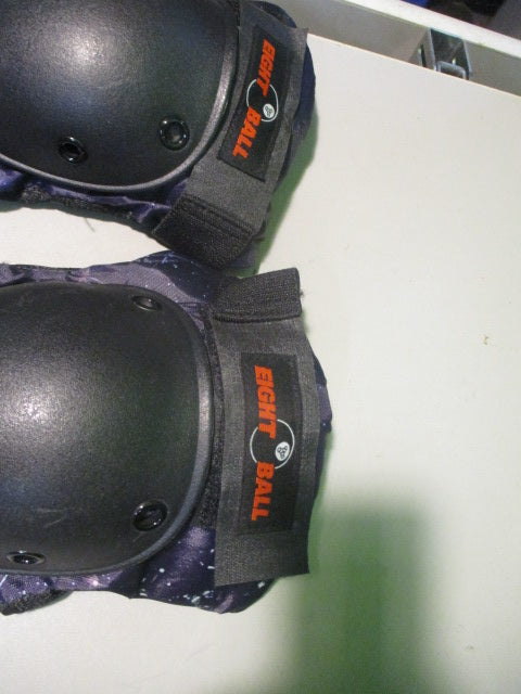 Used Eight Ball Adult Skating Knee Pads