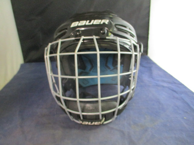 Load image into Gallery viewer, Used Bauer Prodigy Hockey Helmet w/ Mask Size 6 - 6 5/8
