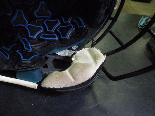 Load image into Gallery viewer, Used Collegiate F7 VTD Helmet in Matte Black Size Medium Last Cert 2022
