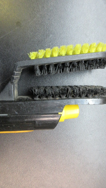 Used Golf Clean Brush W/ Spray
