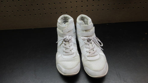 Used Nfinity Beast Mid-Top Cheer Shoes - Size 7.5