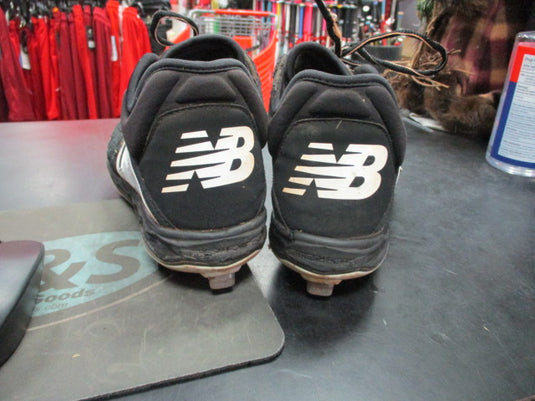 Used New Balance Size 6 Baseball Cleats