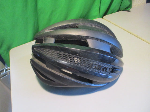 Load image into Gallery viewer, Used Giro Mips Size Unknown Bicycle Helmet
