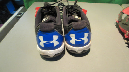 Used Under Armour Size 4 Cleats Blue