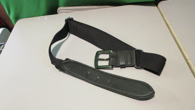 Load image into Gallery viewer, Used Nike Adult Black Baseball Belt
