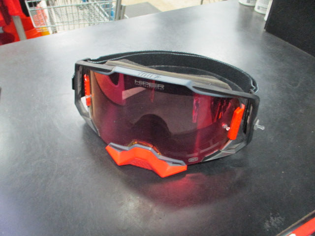 Load image into Gallery viewer, Used Armega 100% Hiper Lens Technology Motocross Goggles
