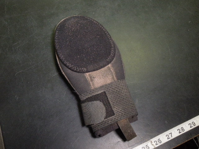 Load image into Gallery viewer, Used Rawlings Sliding Mitt Size Youth
