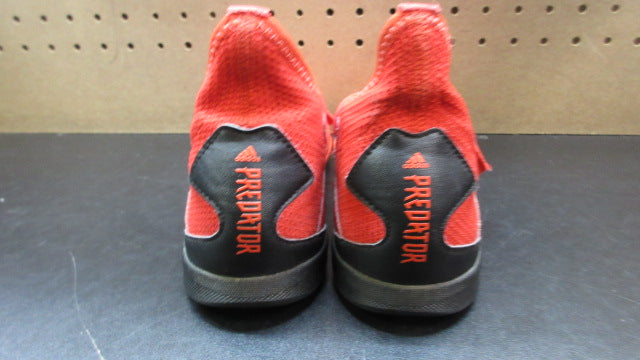Load image into Gallery viewer, Used Adidas Predator Freak.3 Indoor Soccer Shoes - Size 5
