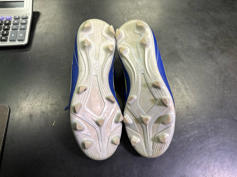 Load image into Gallery viewer, Used Adidas F50 Messi Cleats Size 3
