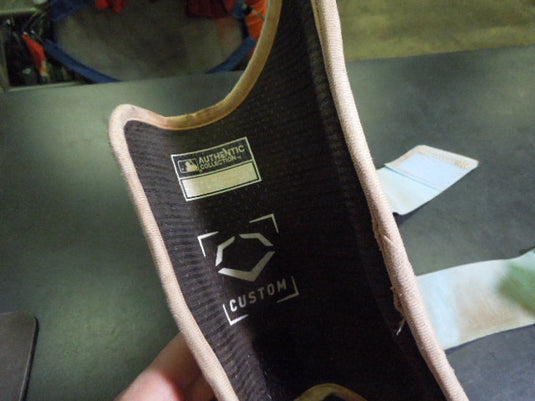 Use Evoshield Custom PRO-SRZ Left Ankle Guard with Foot Cover Connection