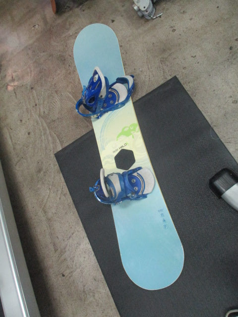 Used Palmer Halo 144CM Junior Snowboard W/ Burton Bindings