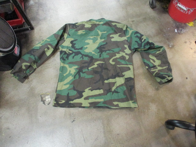 Load image into Gallery viewer, Used Vintage Hunting Jacket Size Large
