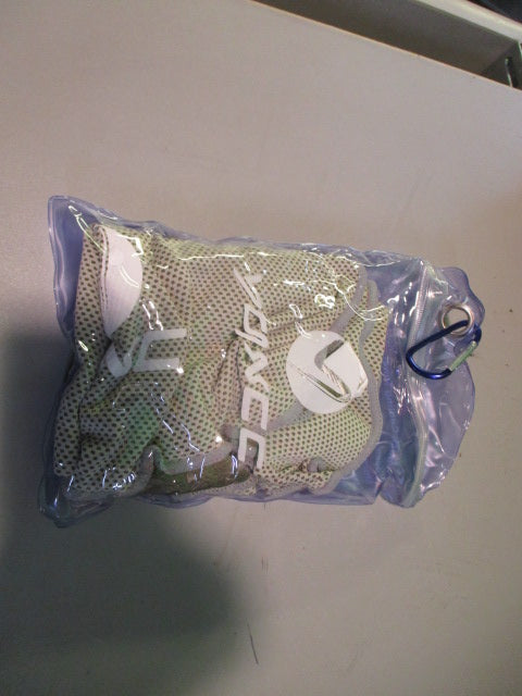 Load image into Gallery viewer, Used YQXCC Cooling Towel
