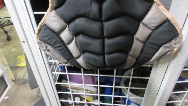 Load image into Gallery viewer, Used Wilson Chest Protector Size Adult
