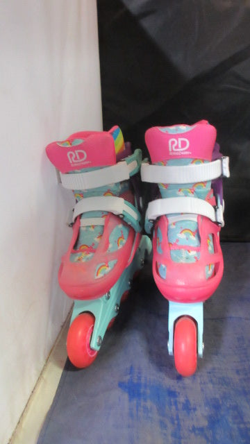 Load image into Gallery viewer, Used Roller Derby 2 in 1 Quad &amp; Inline Skates Youth Size 12-2 - small wear
