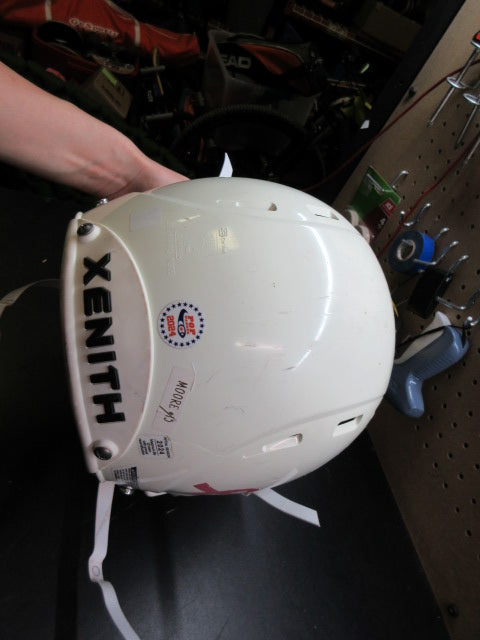 Load image into Gallery viewer, Used Xenith X2E+ Football Helmet -  Size Youth Medium
