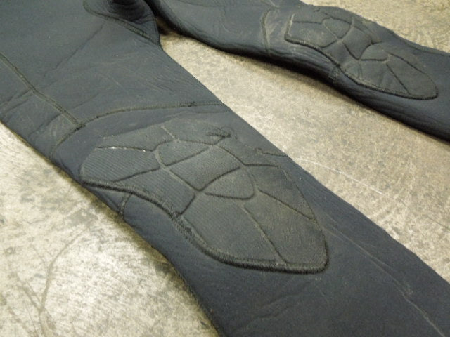 Load image into Gallery viewer, Used Body Glove EX3 7mm Full Cold Water Scuba Wetsuit Size M
