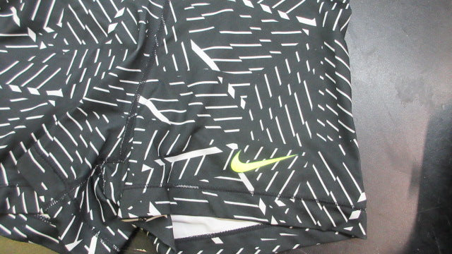Load image into Gallery viewer, Used Nike Pro Spandex Shorts - Size Medium
