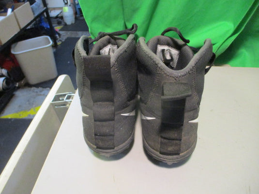 Used Nike Force Size 7.5 High Top Cleats
