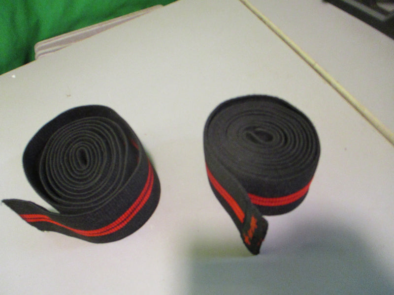 Load image into Gallery viewer, Used Harbinger Red Line Fitness Knee Wraps 78&quot; - Pair
