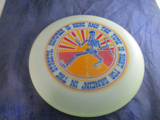 New Funn & Frolic Poster Art Frisbee