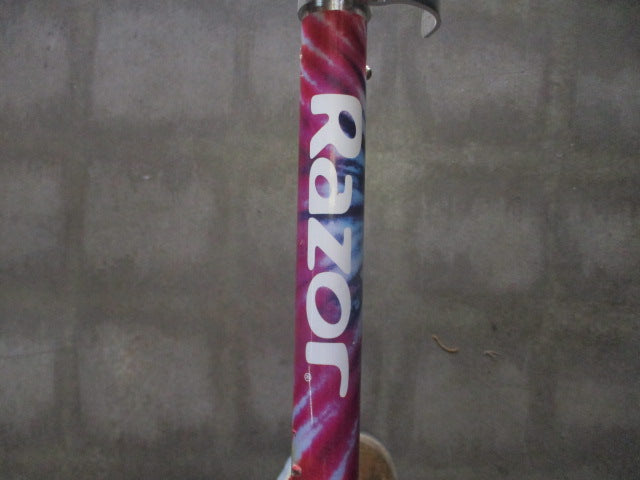 Load image into Gallery viewer, Used Razor Tye Dye Rainbow Foldable Scooter
