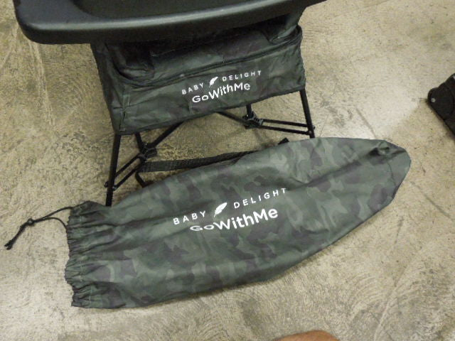 Load image into Gallery viewer, Used Baby Delight Go With Me Venture Chair with Shade, Table and Carry Bag
