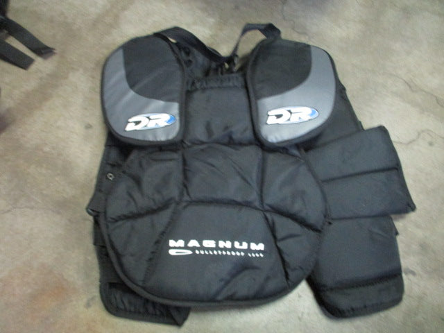 Load image into Gallery viewer, Used DR Magnum Youth Goalie Shoulder Pads
