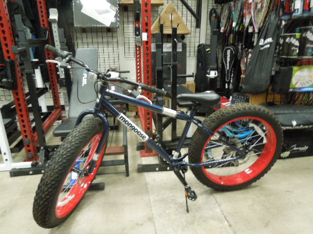 Load image into Gallery viewer, Used Mongoose Dolomite 26" Fat Tire All Terrain Bike
