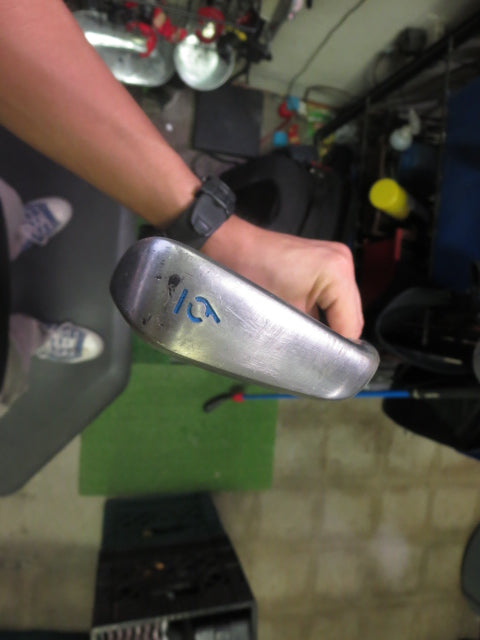 Load image into Gallery viewer, Used Blue Strike Right Hand Swing Trainer 6 Iron
