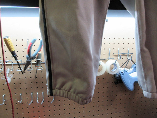 Load image into Gallery viewer, Used Mizuno Knicker Baseball Pants - Size Youth XL
