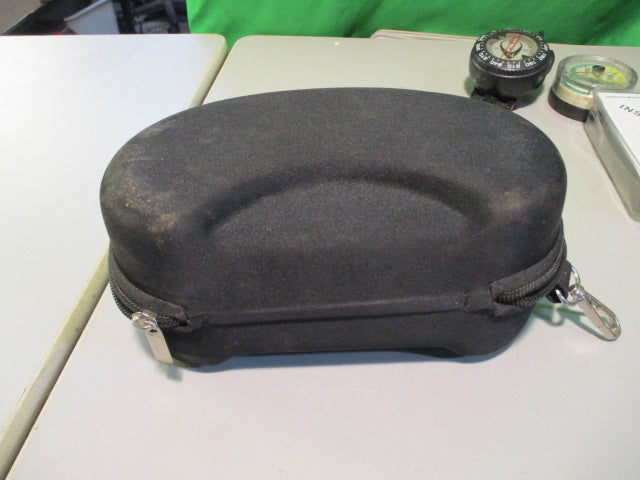 Load image into Gallery viewer, Used Hard Case Scuba Mask case black
