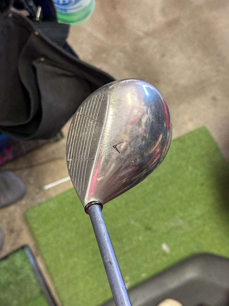 Load image into Gallery viewer, Used Callaway Big Bertha S2H2 Right Hand 3 Wood
