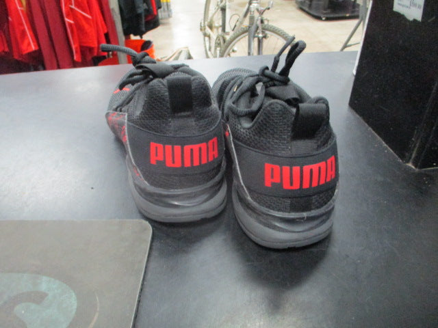 Load image into Gallery viewer, Used Puma Axelion City Escape Size C6 Running Shoes

