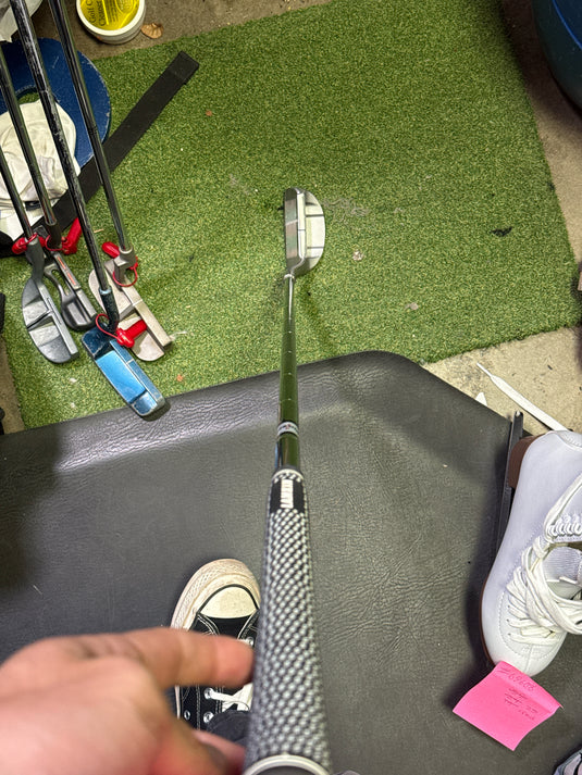 Used PinSeeker Chip'n Run Stainless Steel Right Hand Chipper