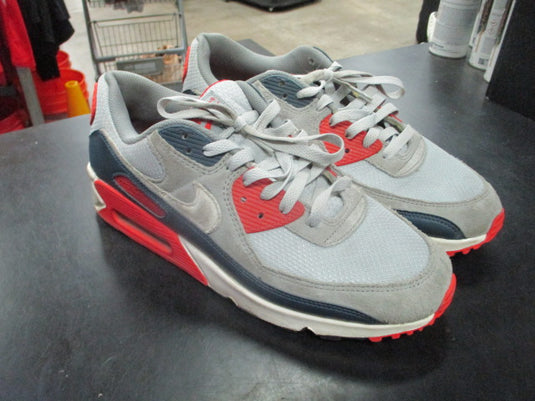 Used Nike Air Max 90s Size 10