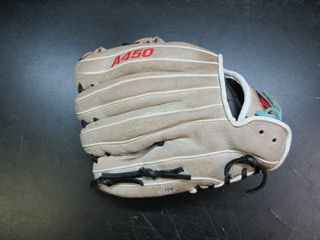 Used Wilson A450 11.5" Glove - RHT