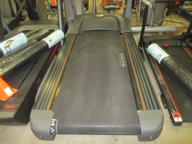 Load image into Gallery viewer, Used Matrix T-7X Treadmill with Touch Screen
