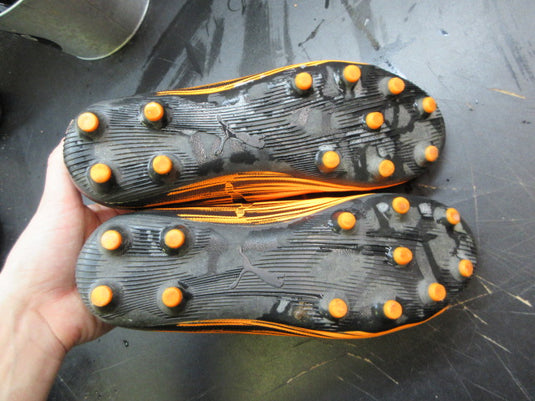 Used Puma Attacanto II Soccer Cleats - Size 5.5
