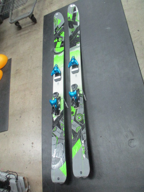Load image into Gallery viewer, Used K2 Sidestash 174Cm Downhill Powered Skids W/ Salomon Bindings

