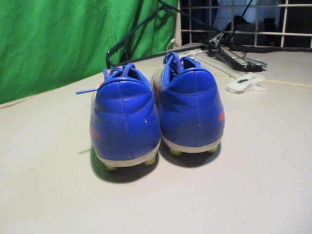 Load image into Gallery viewer, Used Nike Mercuial Size Youth 5 Soccer Cleats
