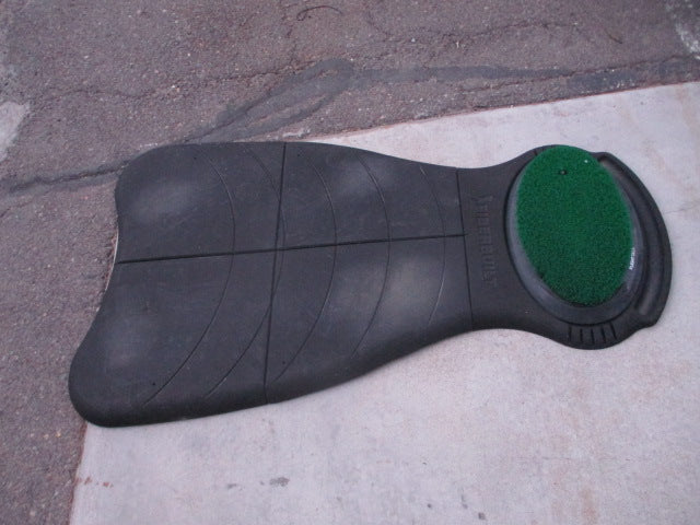 Load image into Gallery viewer, Used Fiberbuilt Grass Series Practice Station Golf Training Mat
