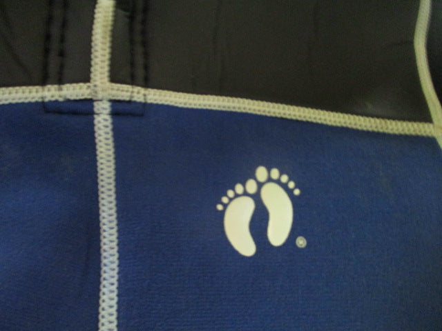 Load image into Gallery viewer, Used Hang Ten 32MM Shorty Wetsuit Size XL (Has Hole)
