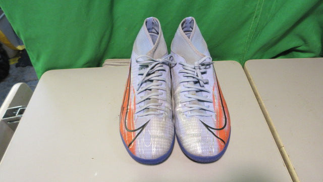 Load image into Gallery viewer, Used Nike Mercurial Indoor Soccer Shoes - Size 9.5
