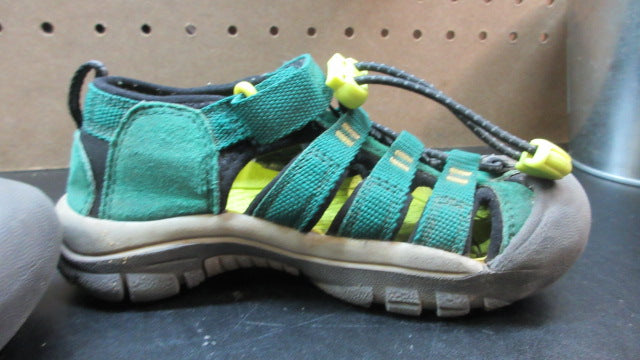 Load image into Gallery viewer, Used Keen Newport H2 Sandal Kids Hiking Shoes - Size Youth 11
